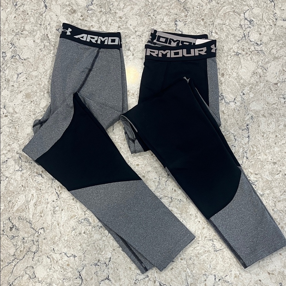 Under Armour YL Kids' Black and Gray Fleece-Lined Leggings/Base Layer Pants
